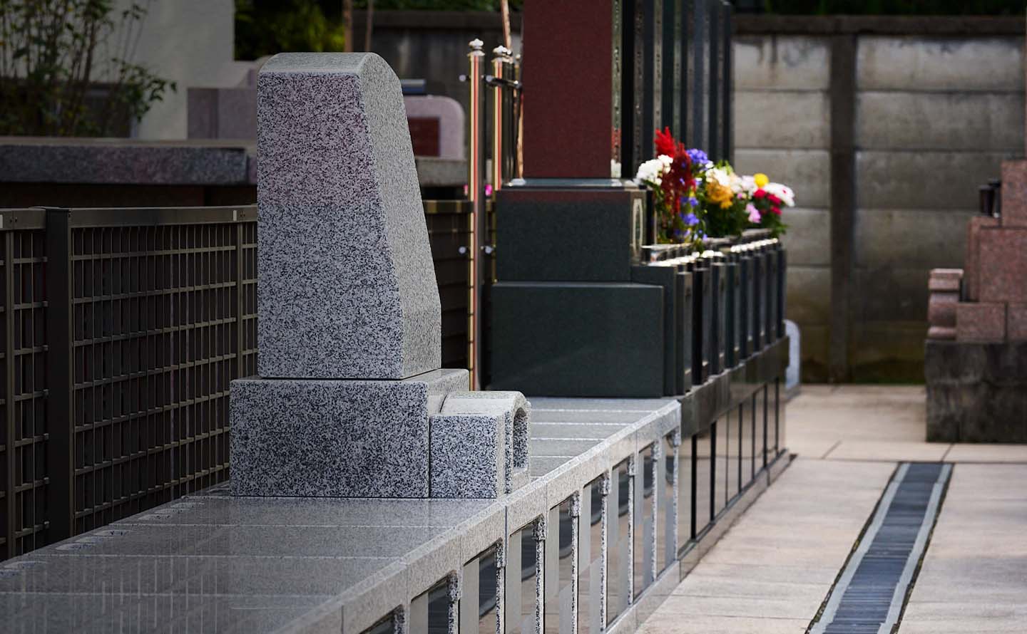 費用はあまりかけず、継承もしない、新しい墓地ができました。